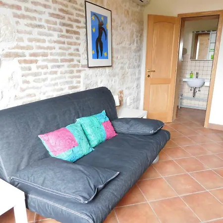 Rovinj's Flowers Apartment *